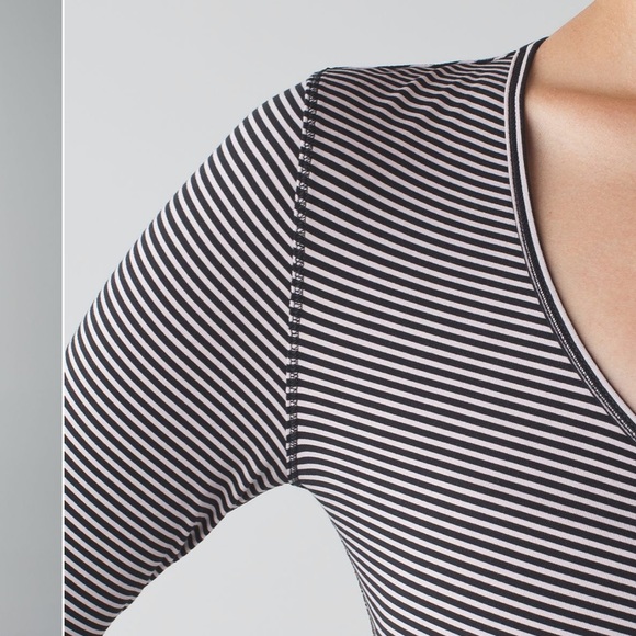 LULULEMON Sunset Salutation Long Sleeve Wrap Top 6 - Picture 4 of 8